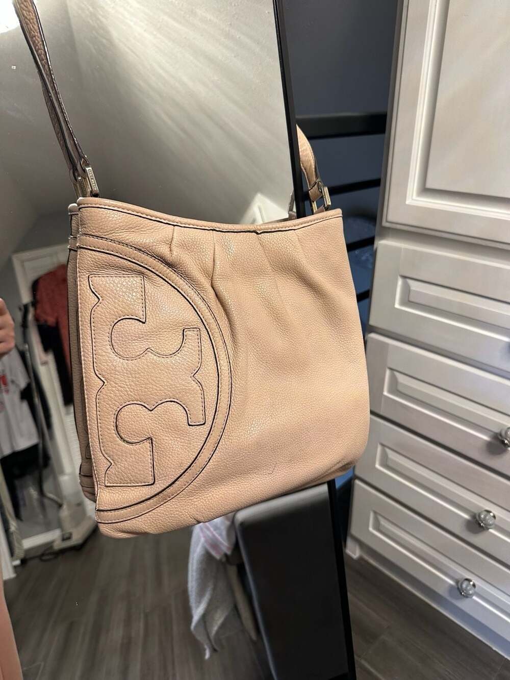 Tory Burch All-T Pebble Leather Swingpack Crossbody Bag Nude Pink